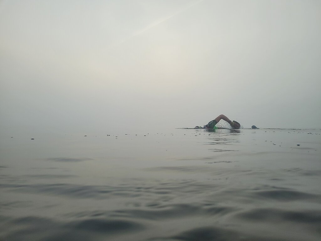 SwimRun: Swimmer in open water in winter  © SCC EVENTS / privat 